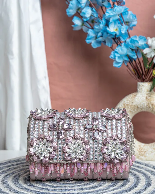 Lunara_Bloom_Crystal_Bag